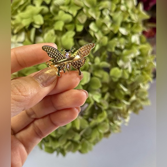 New 18k Gold Plated Ring - Picture 4 of 4